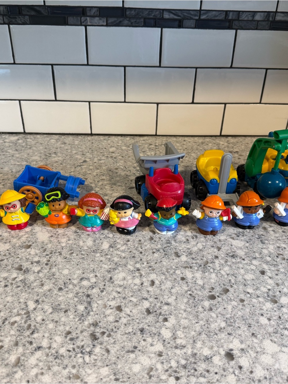 Fisher-Price Little People Multicolor Figures & Vehicles